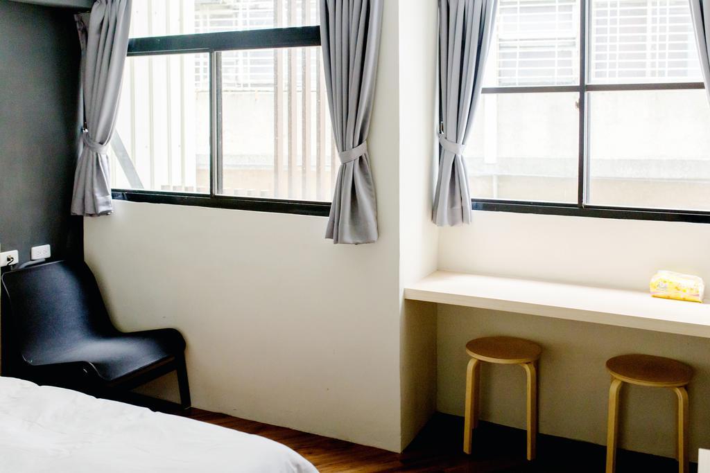 Fundi Hotel Тайнан Екстериор снимка