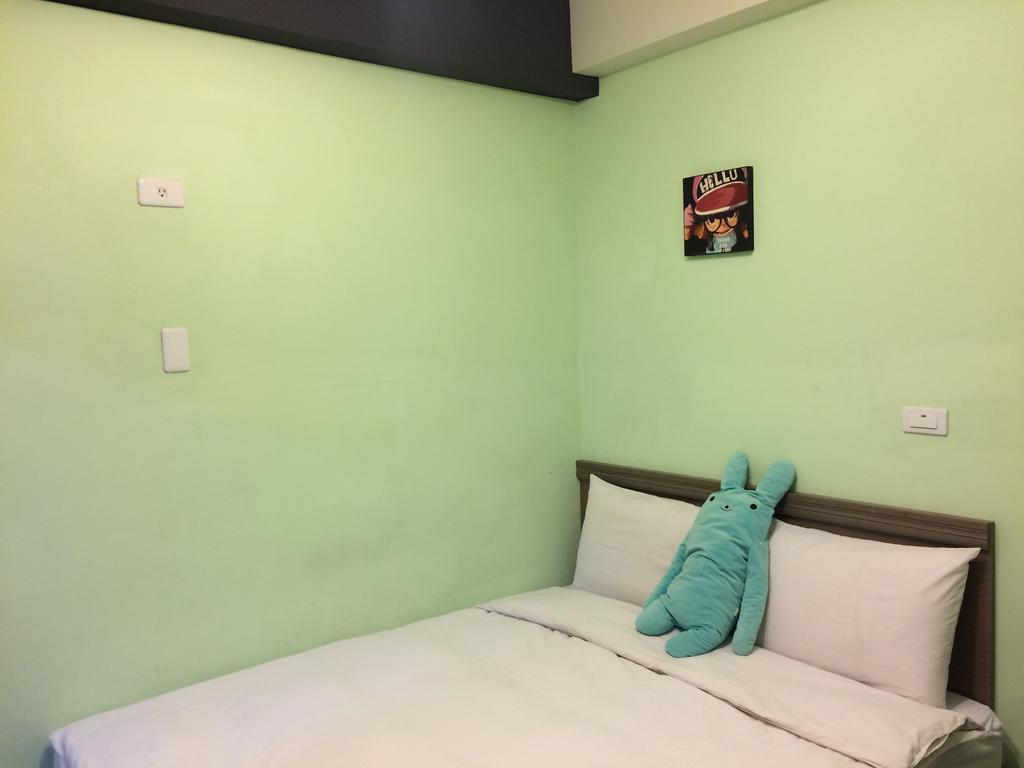 Fundi Hotel Тайнан Екстериор снимка